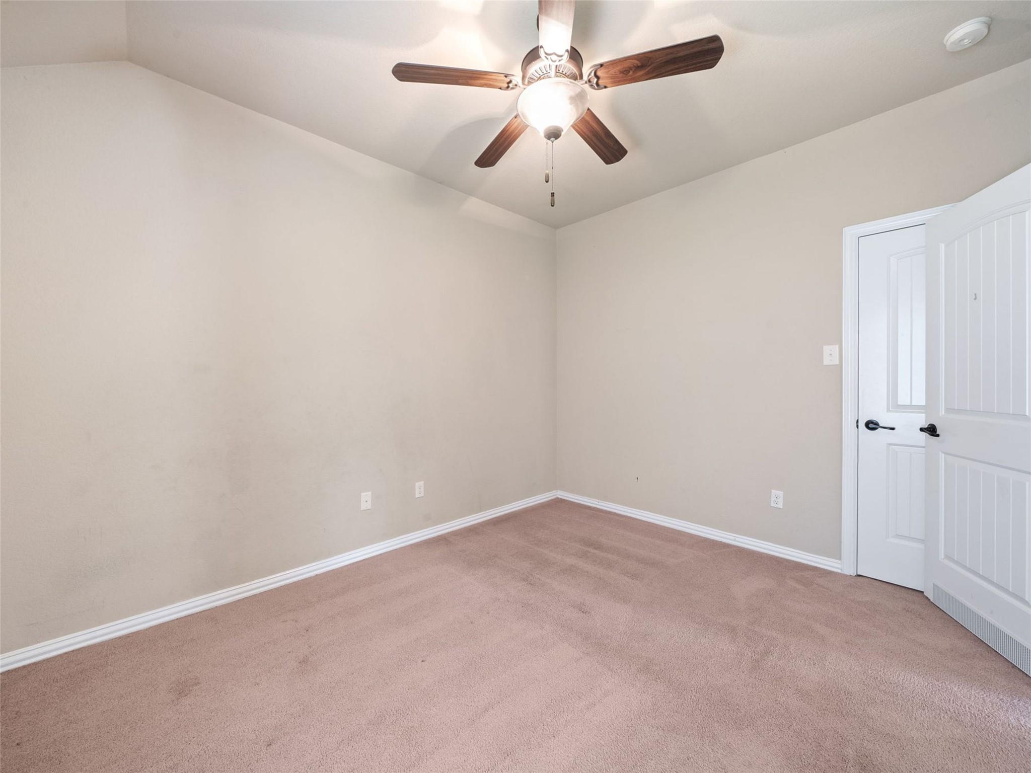 1905 Meandering Meadows DR