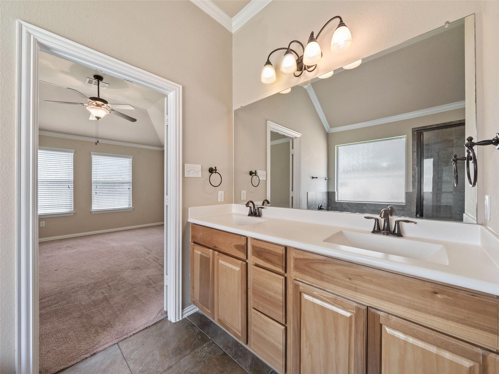 1905 Meandering Meadows DR