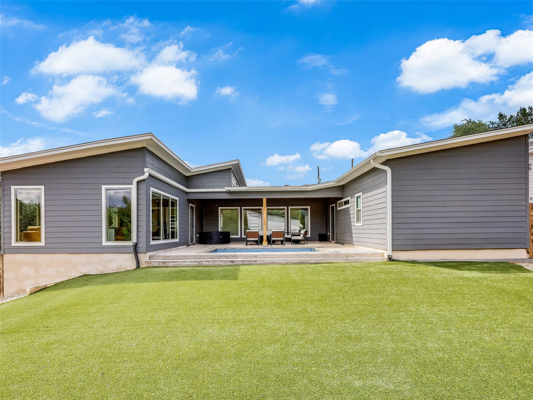 8603 Big Horn Circle