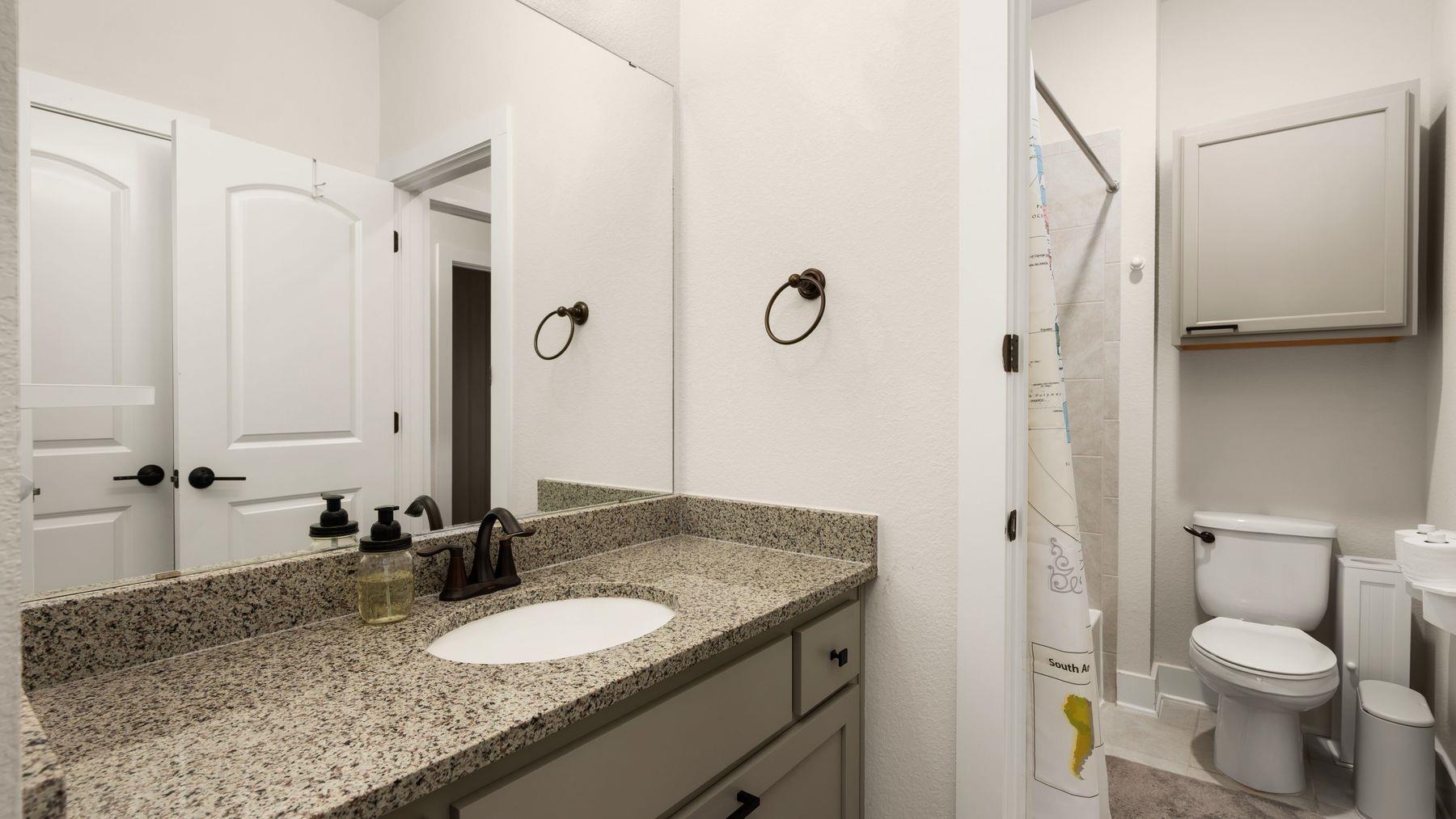 1925 Sorvino WALK, Leander