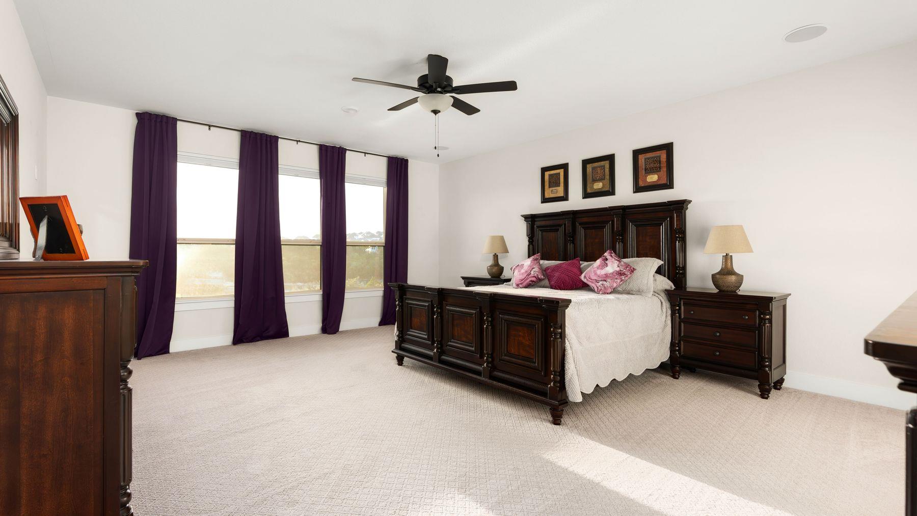 1925 Sorvino WALK, Leander