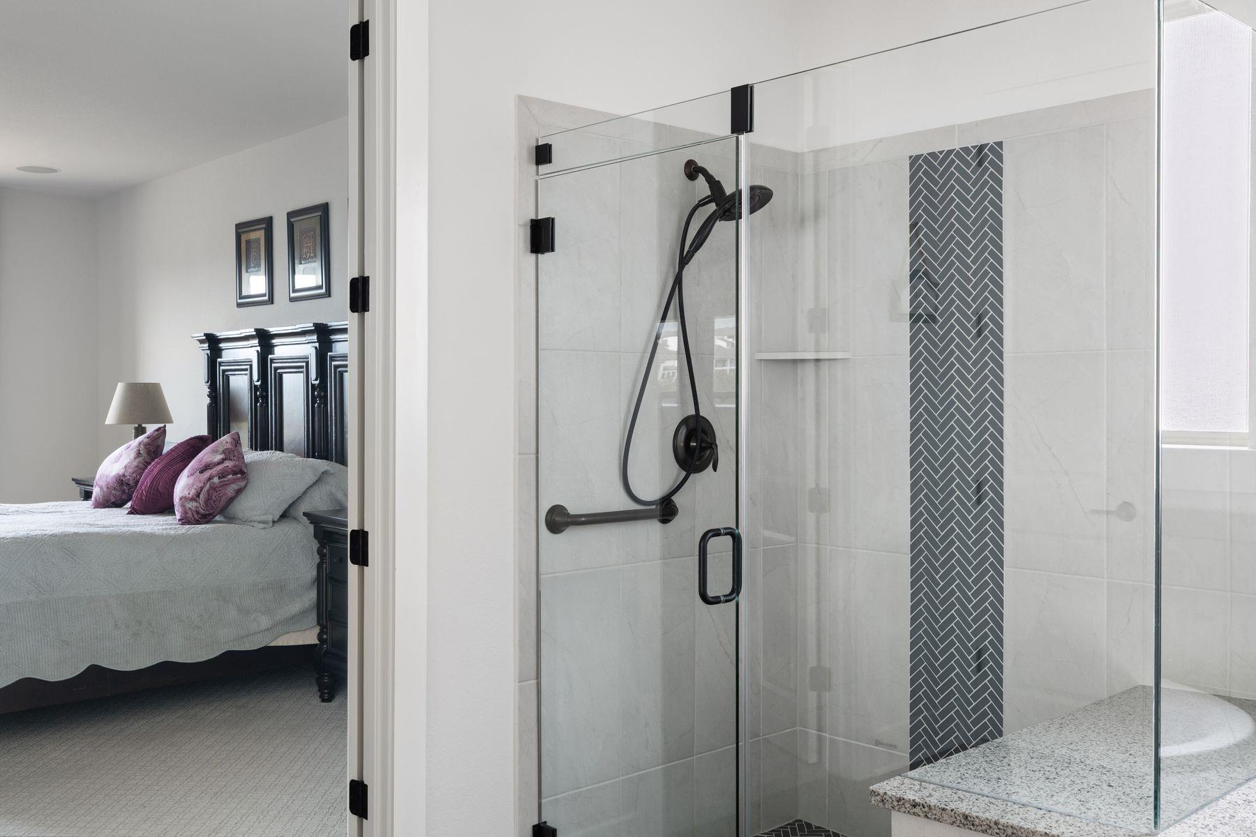 1925 Sorvino WALK, Leander