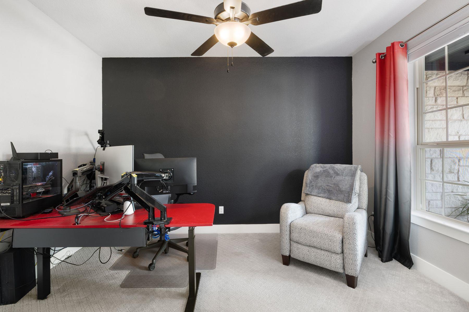 1925 Sorvino WALK, Leander