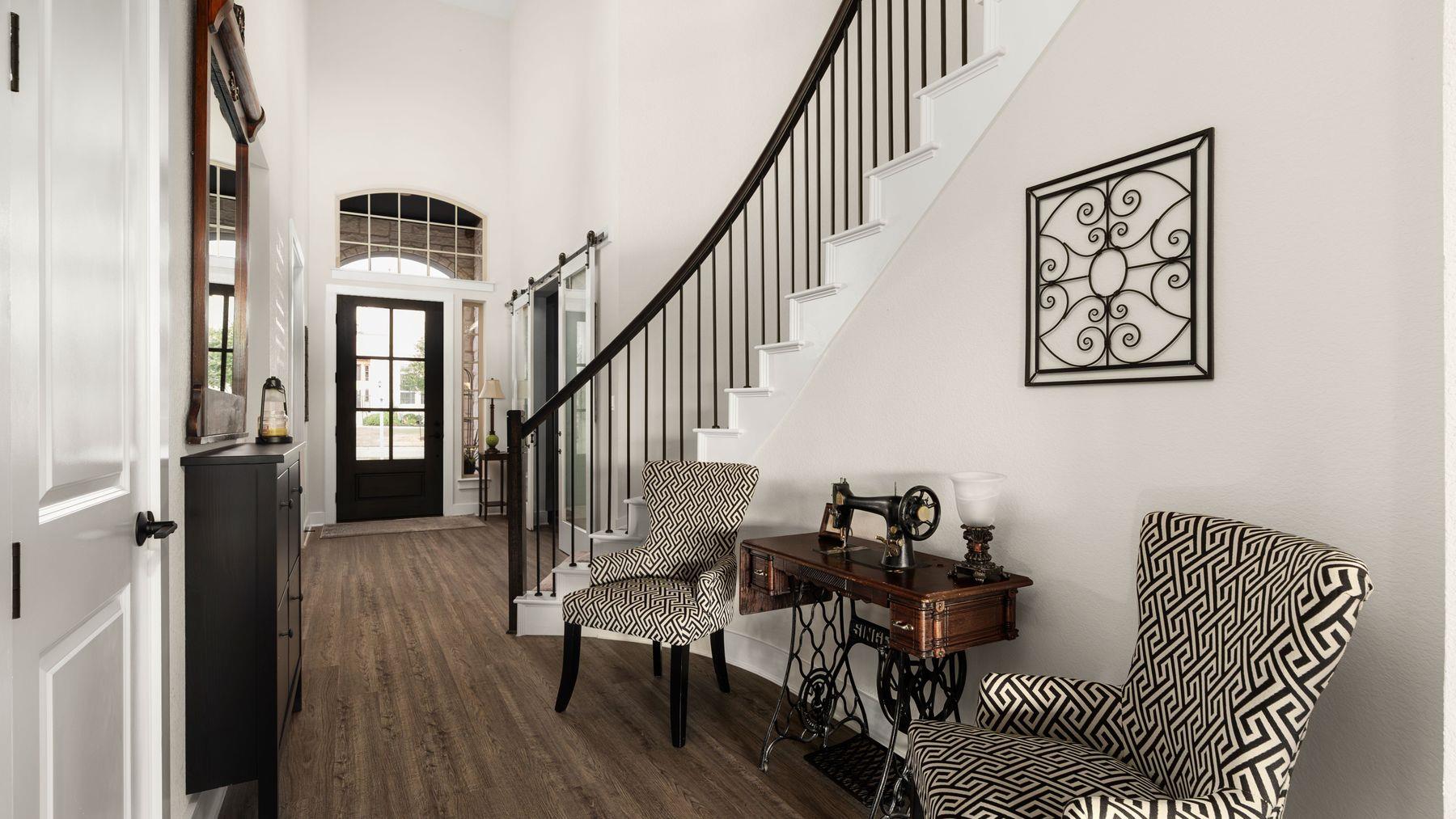 1925 Sorvino WALK, Leander