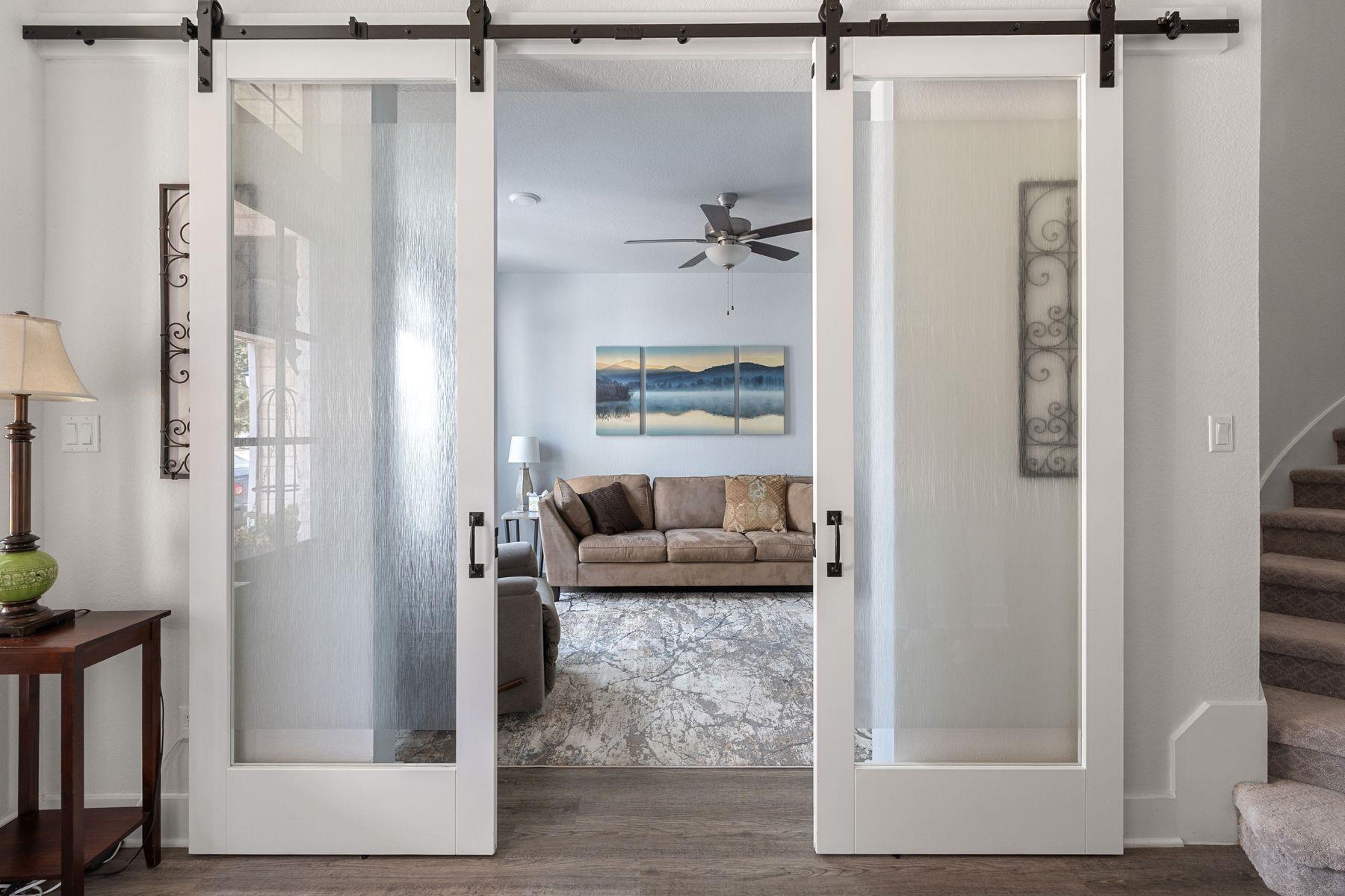 1925 Sorvino WALK, Leander