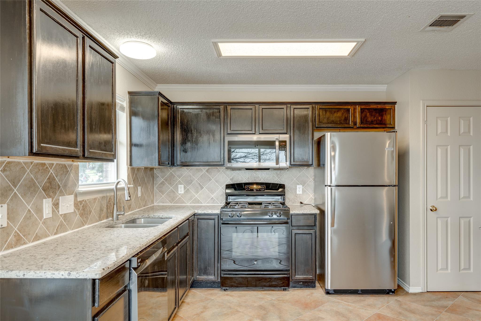 3807 Eagles Nest ST, Round Rock