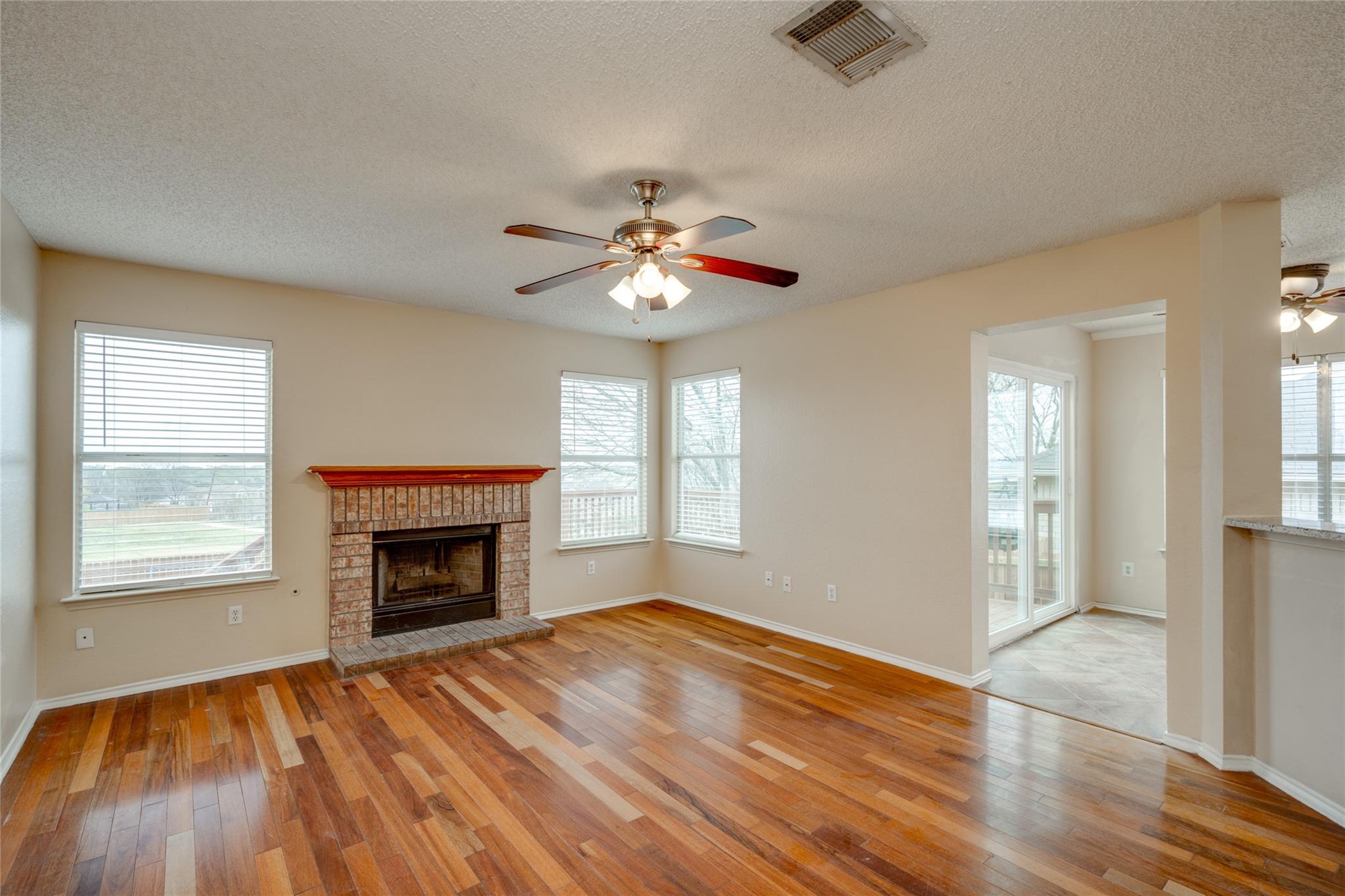 3807 Eagles Nest ST, Round Rock