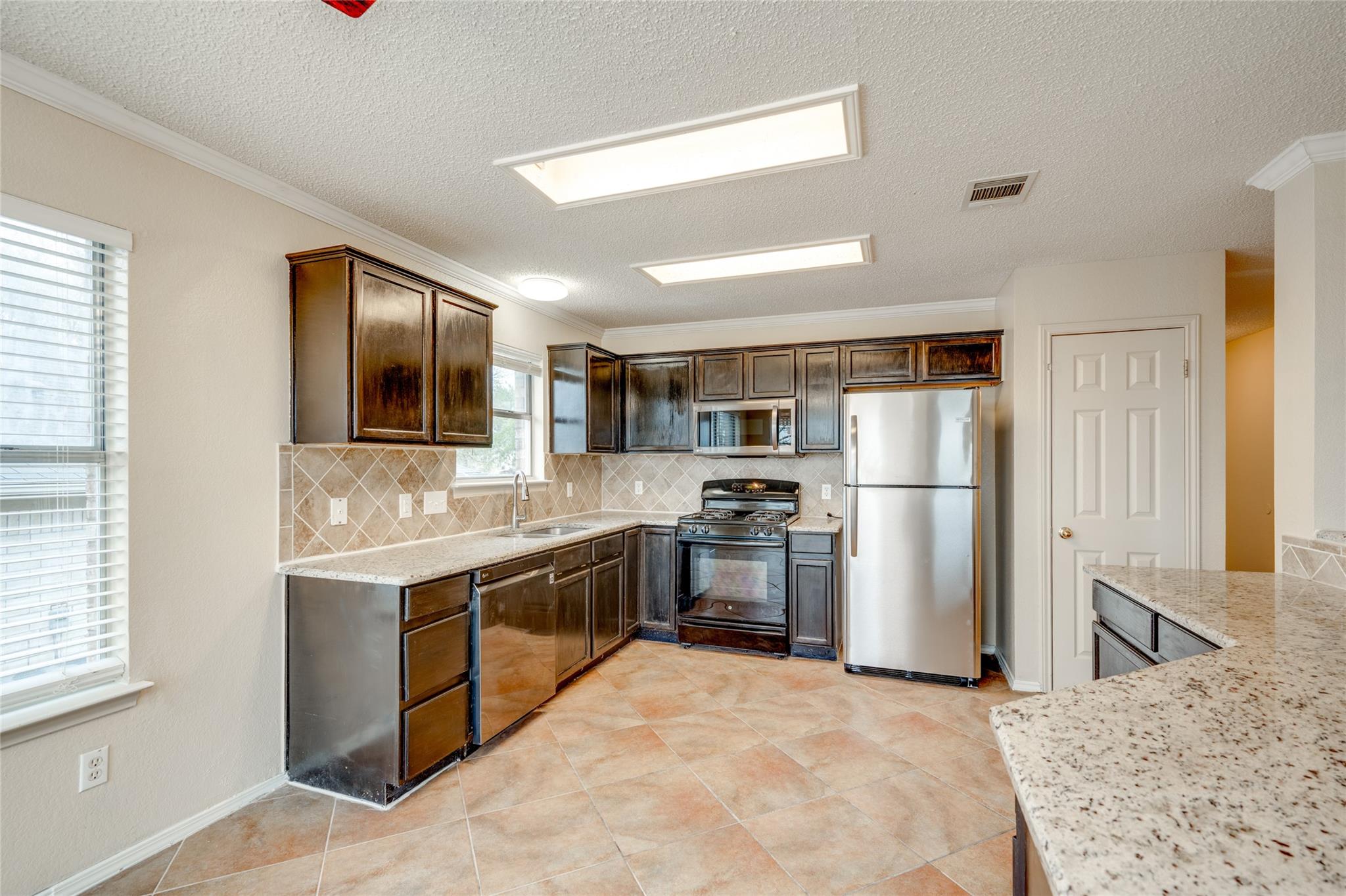 3807 Eagles Nest ST, Round Rock