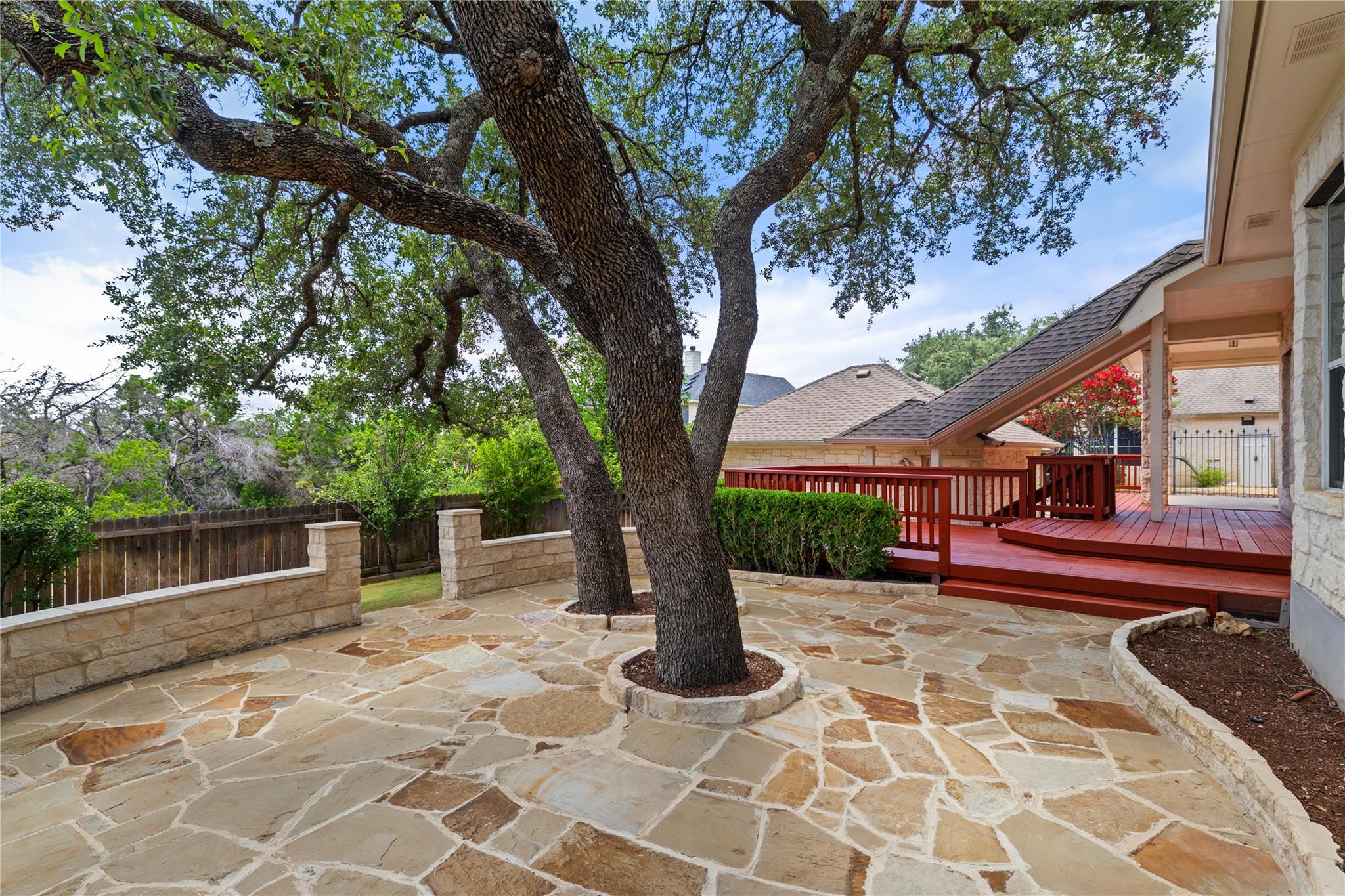 6623 Yaupon DR