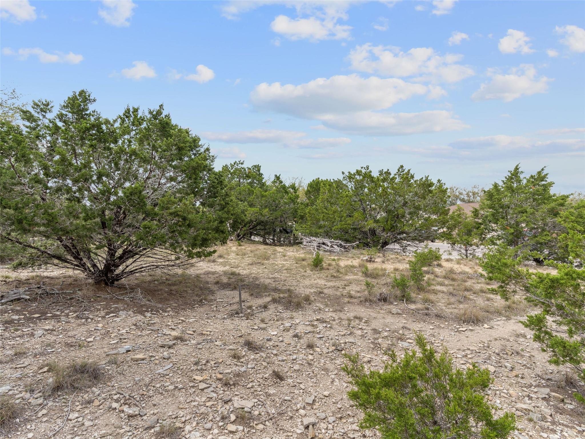 21512 Perry Cove