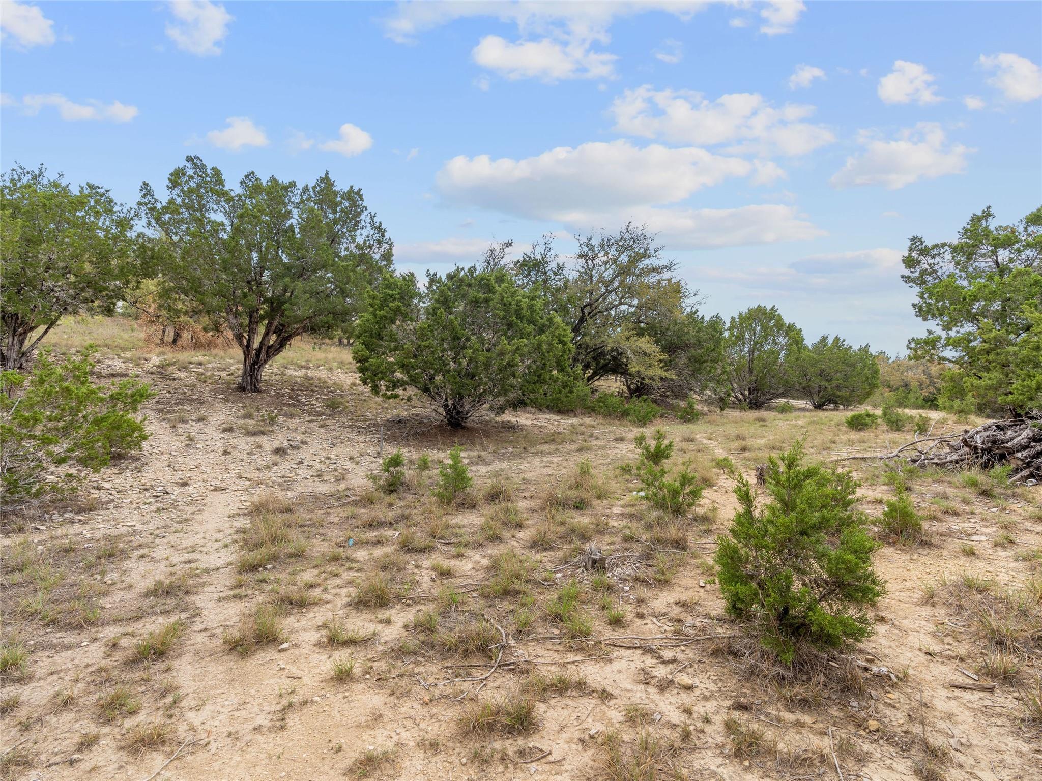 21512 Perry Cove