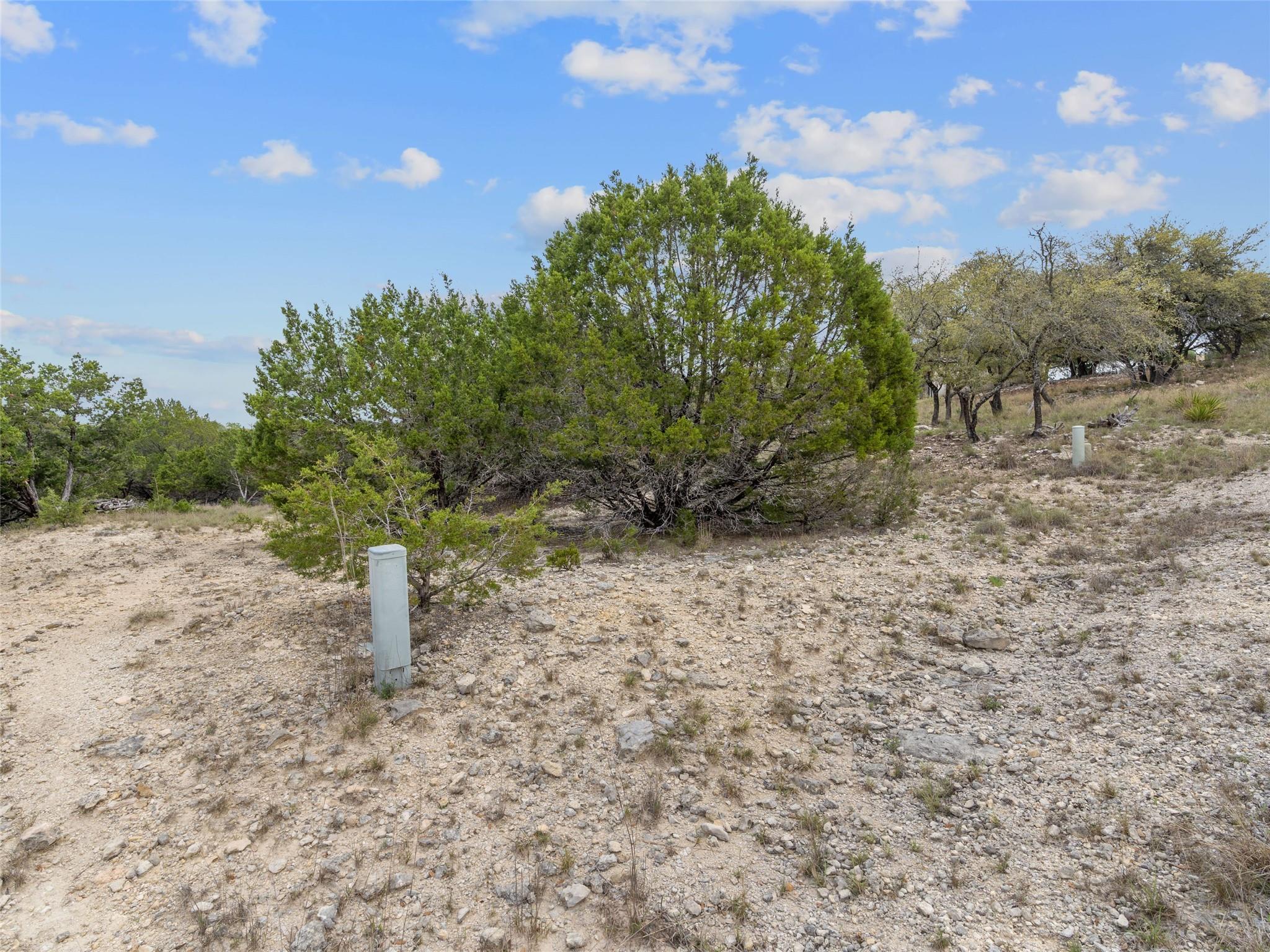 21512 Perry Cove