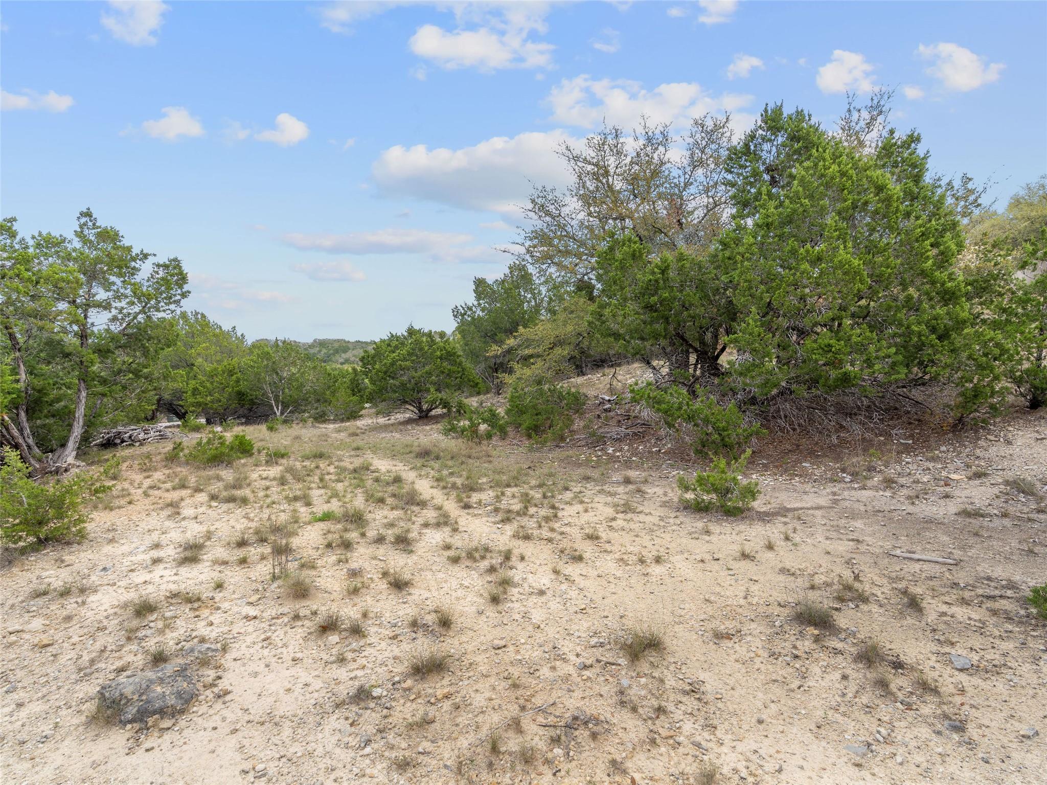21512 Perry Cove