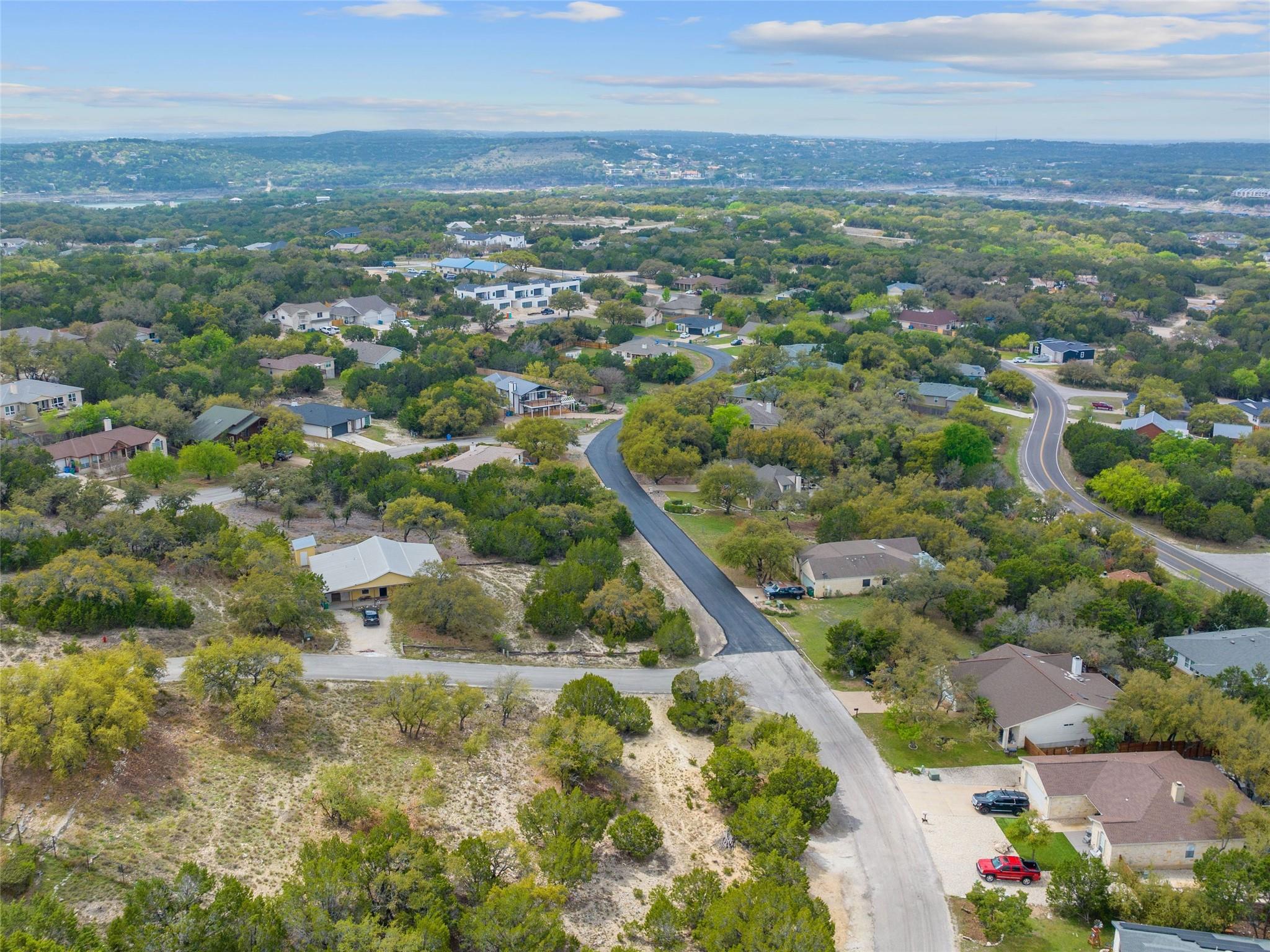 21512 Perry Cove