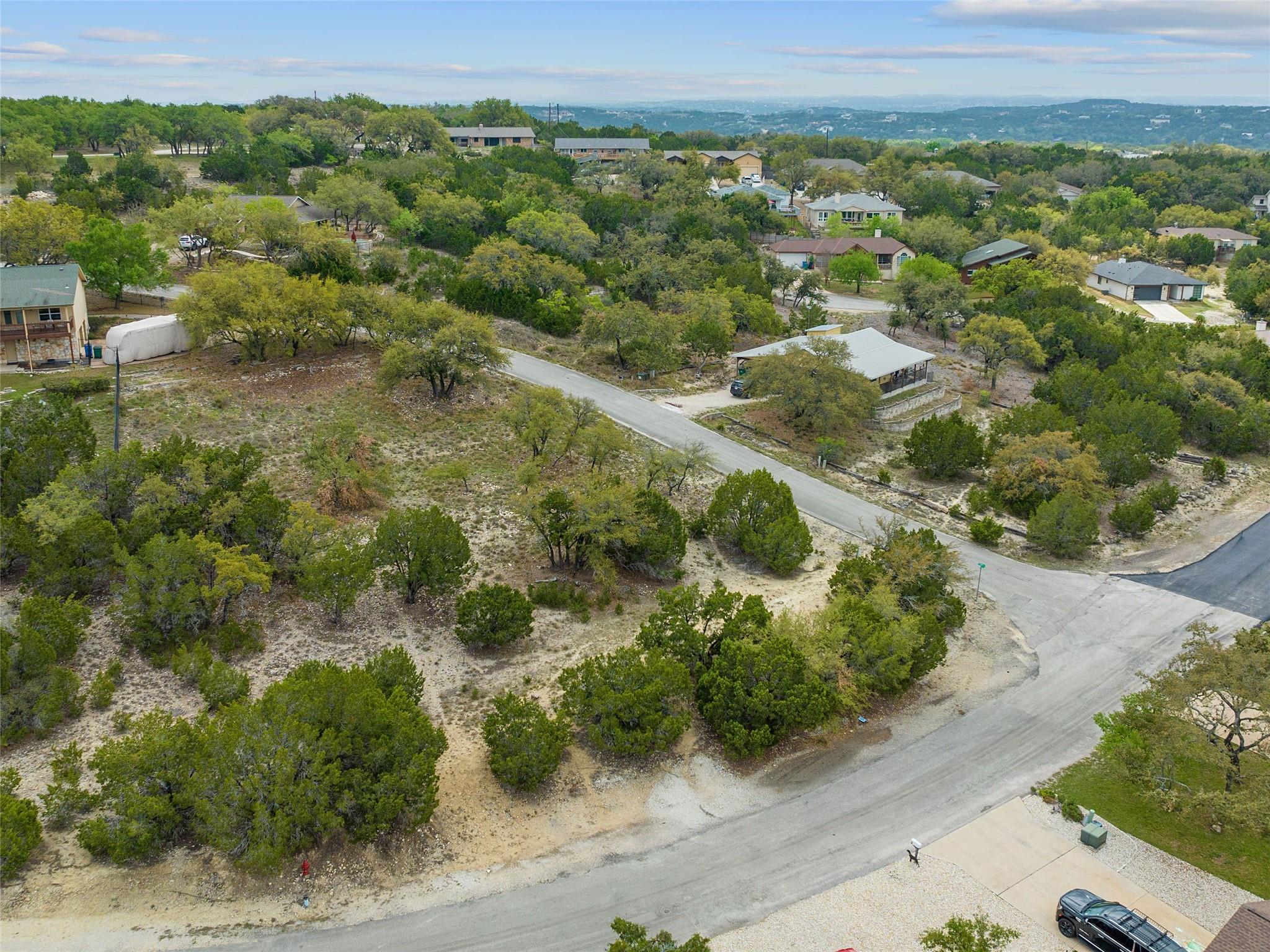 21512 Perry Cove
