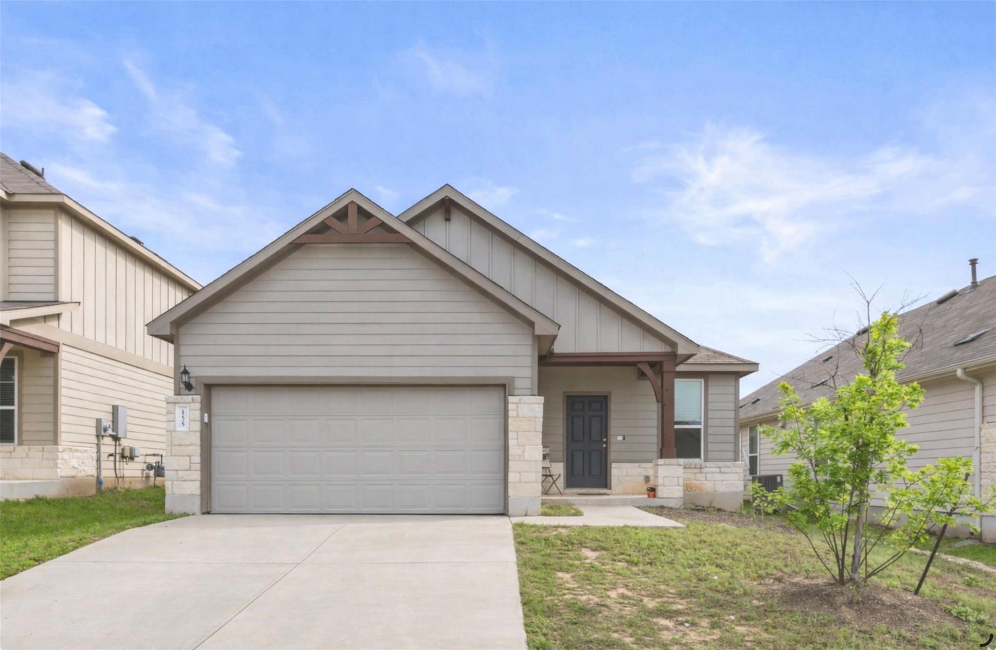 155 Big Leaf DR