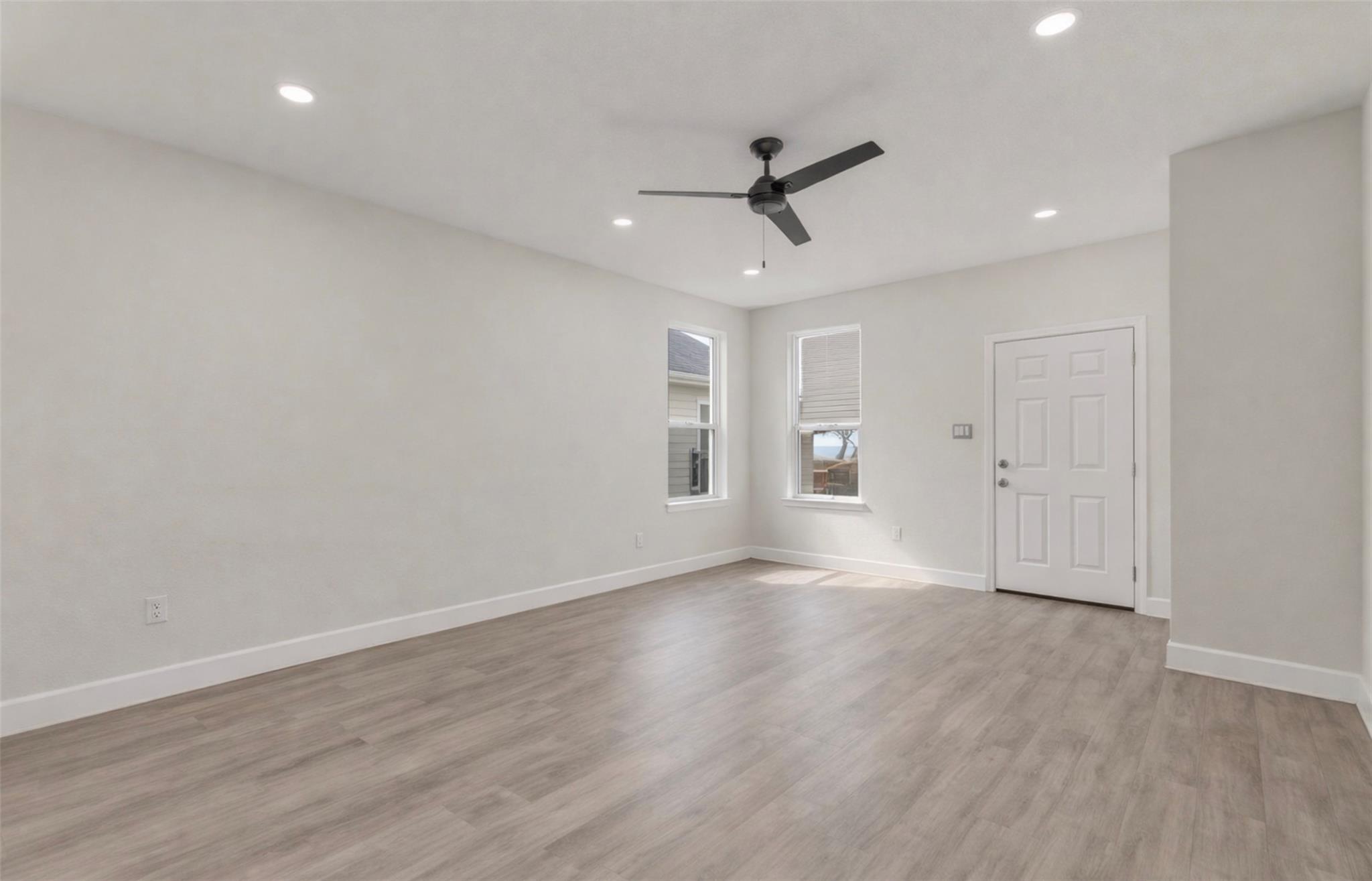 155 Big Leaf DR