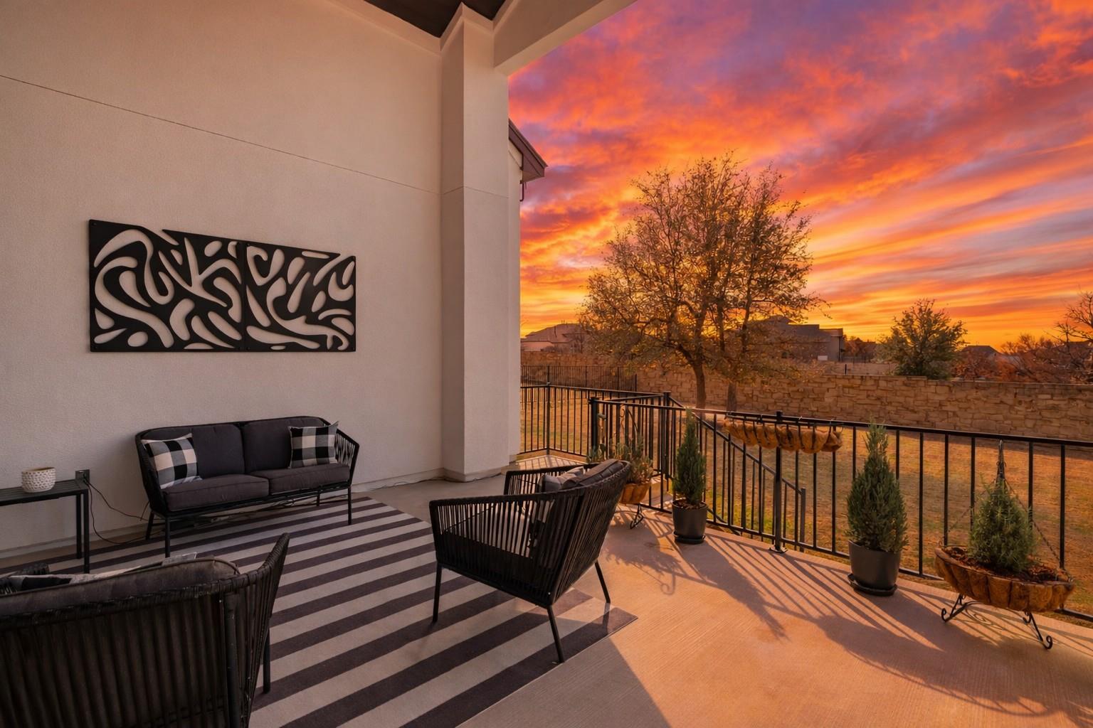 4236 Starry Night DR