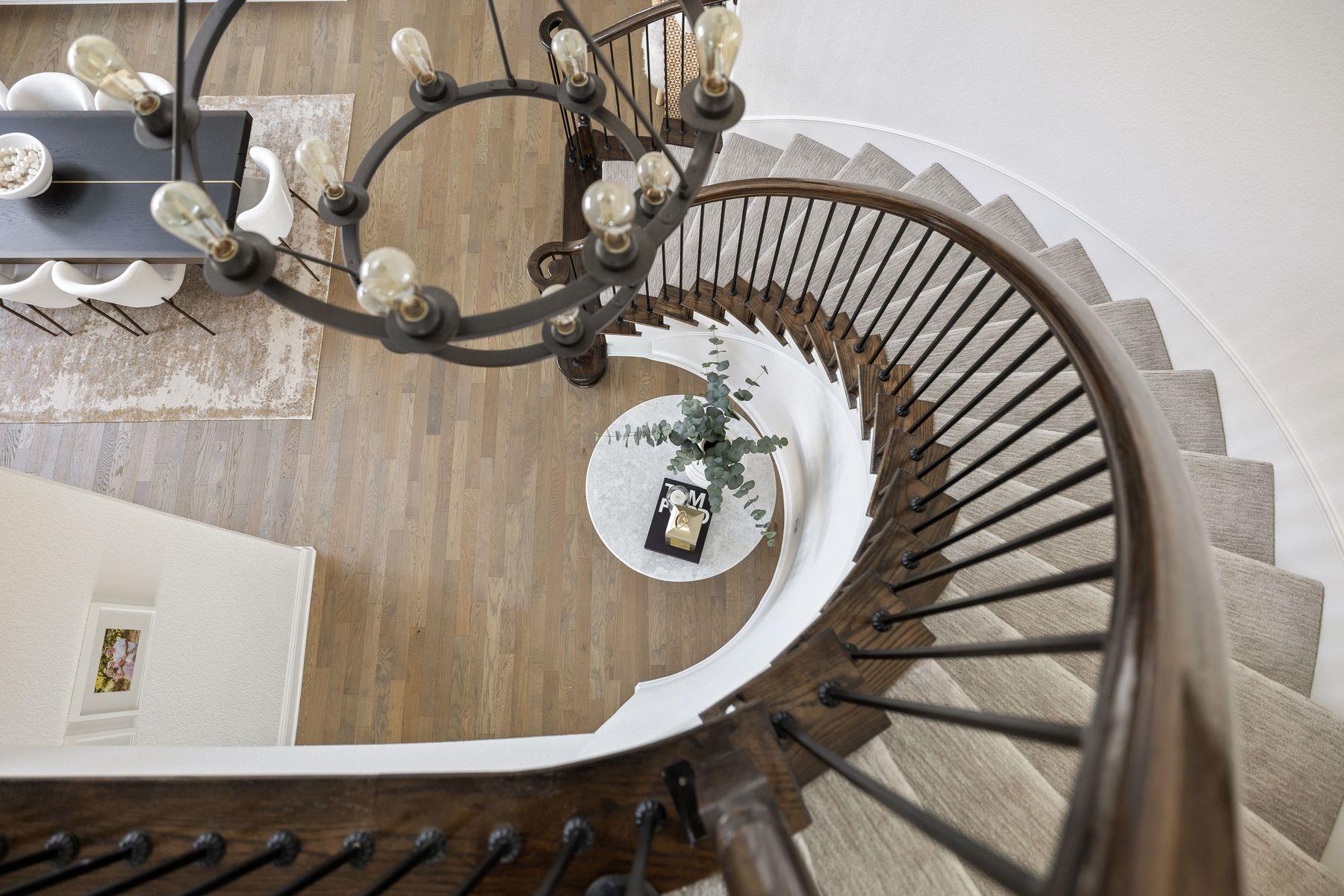 4236 Starry Night DR