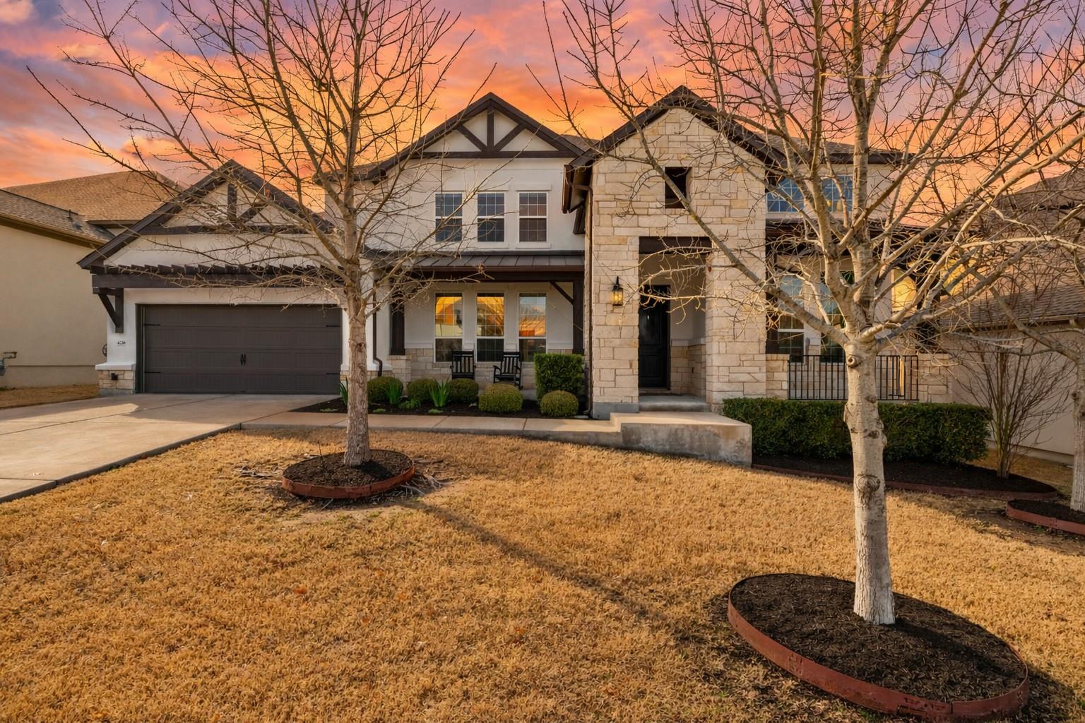 4236 Starry Night DR