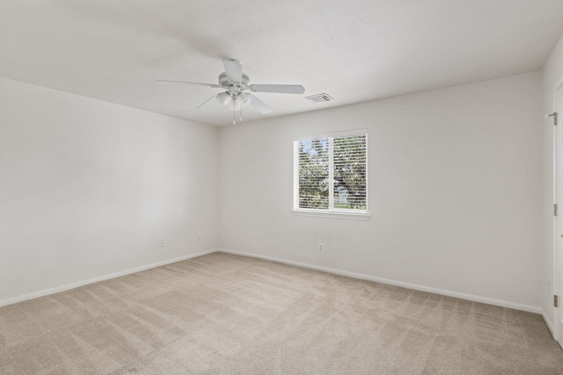 6623 Yaupon DR
