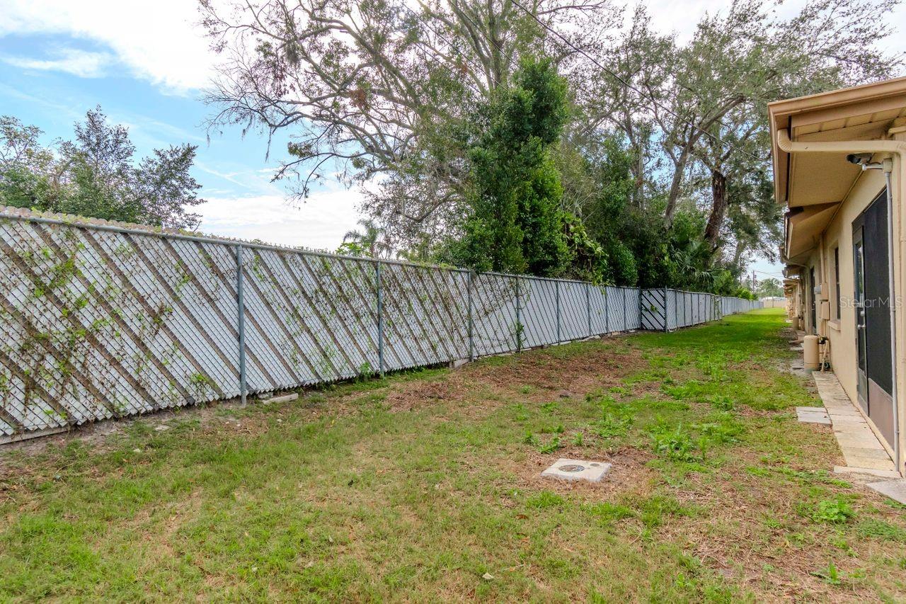 1852 RISING SUN DR