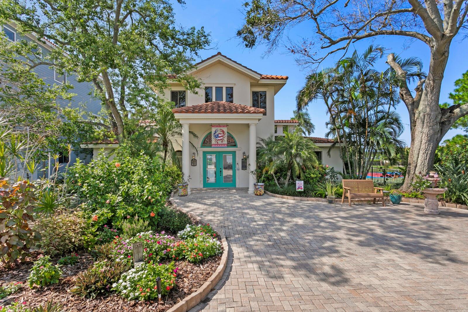 1632 SEA BREEZE DR