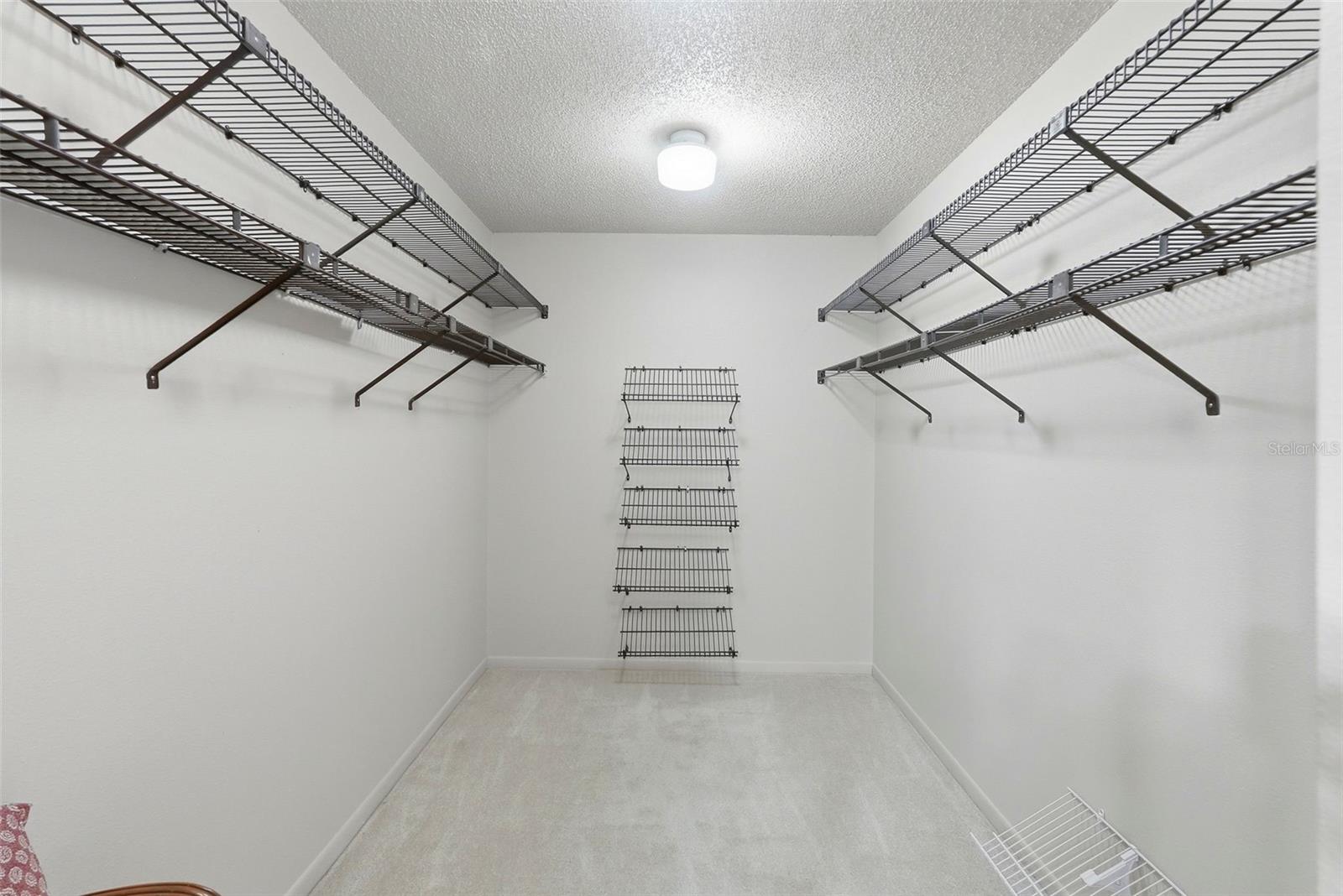 30 TURNSTONE DR
