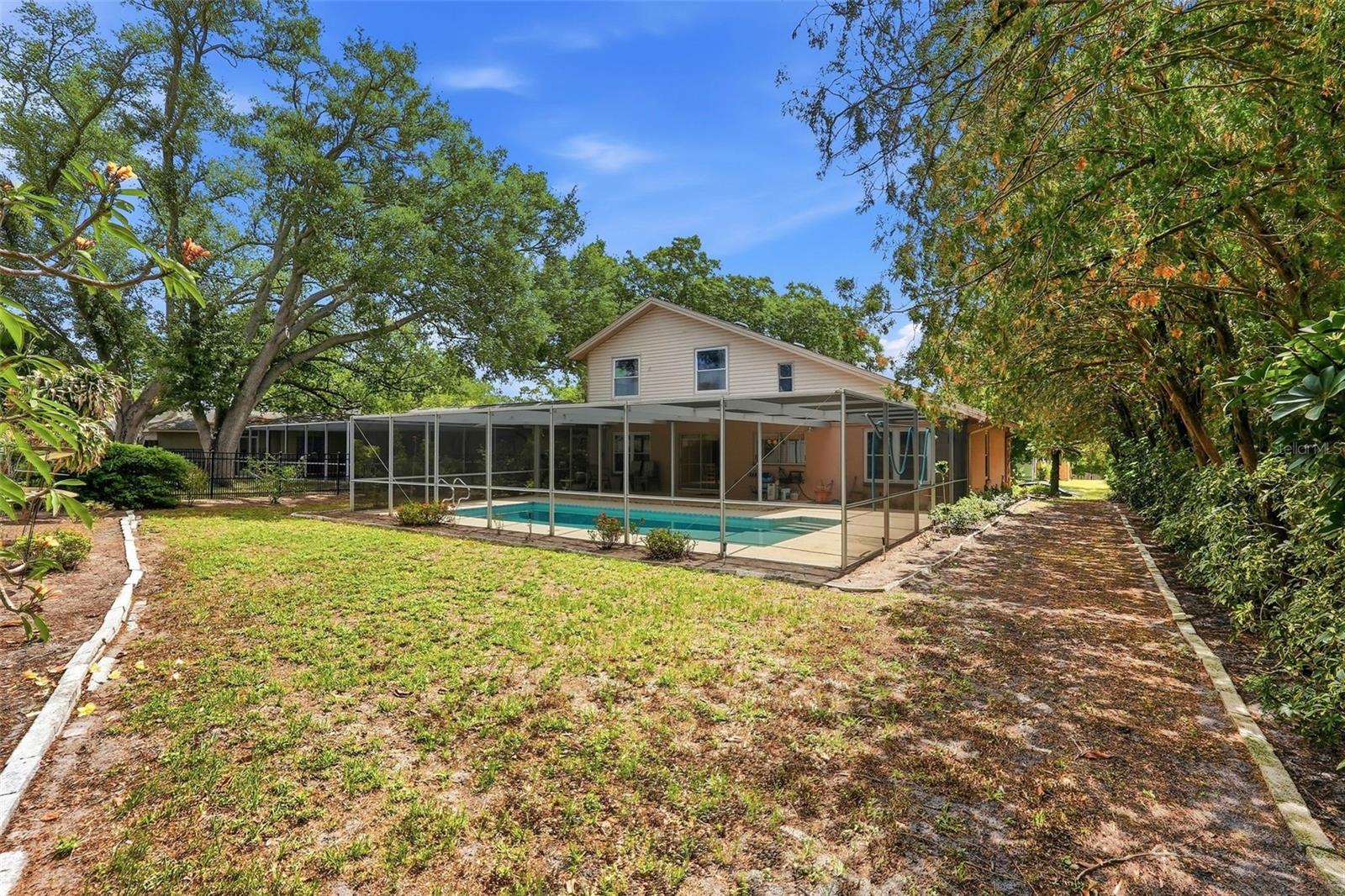 30 TURNSTONE DR