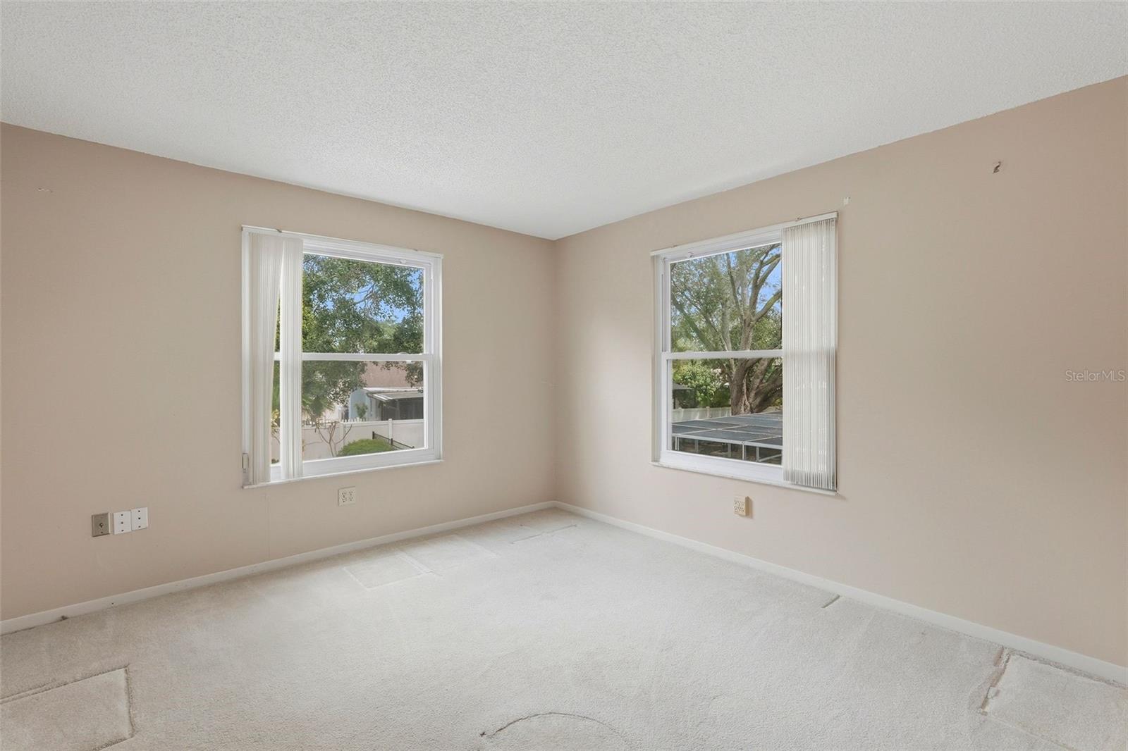 30 TURNSTONE DR