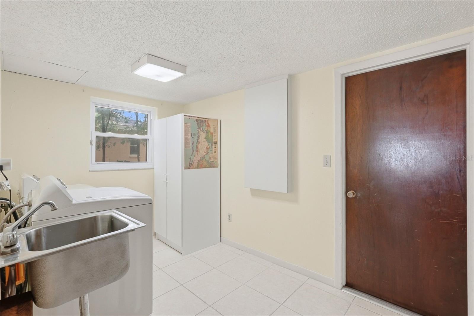 30 TURNSTONE DR