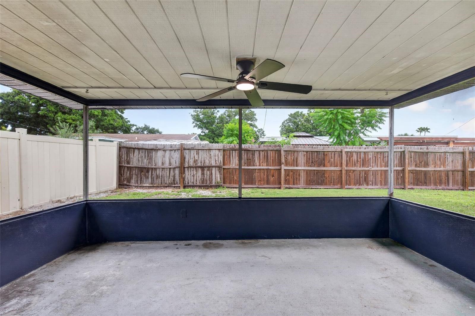 1748 GREENLEA DR