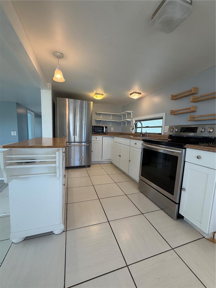 4120 BUENA VISTA LN
