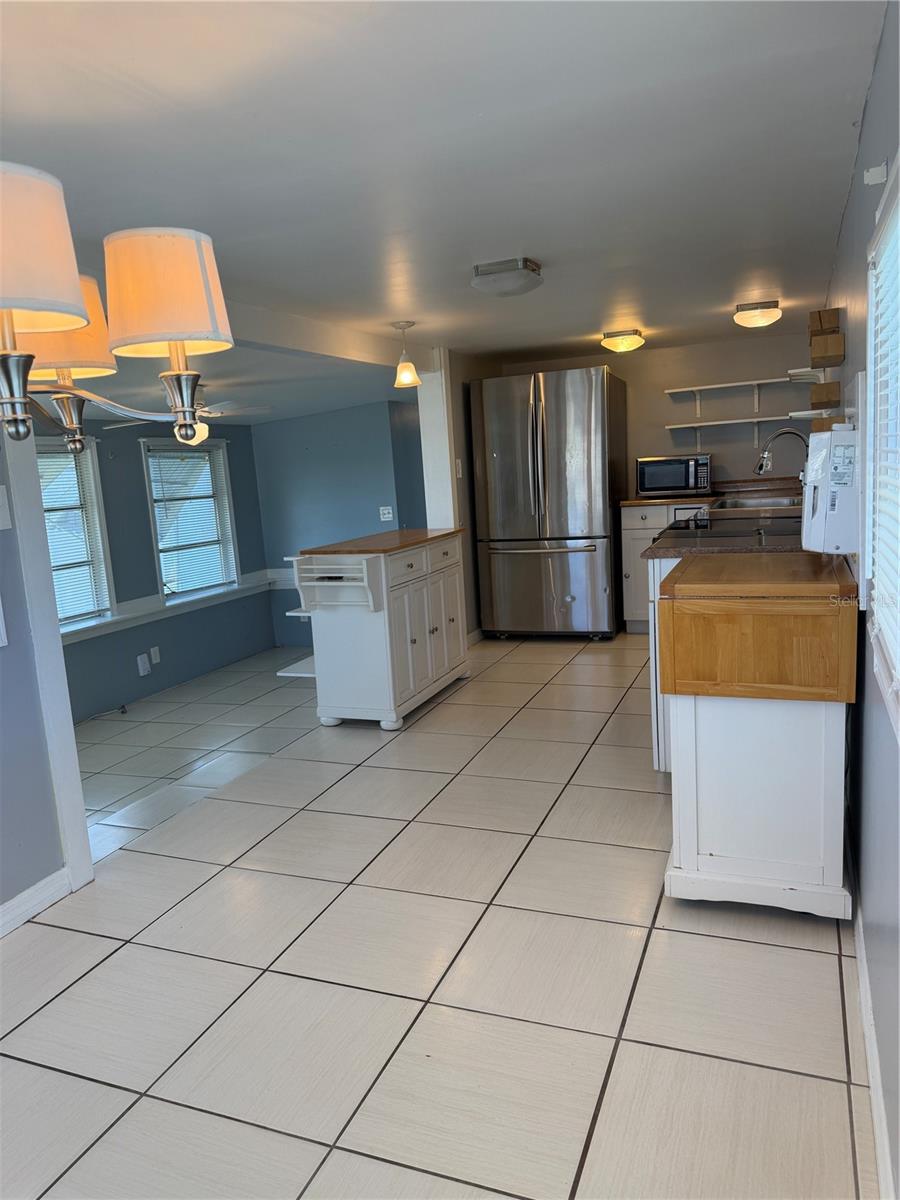 4120 BUENA VISTA LN