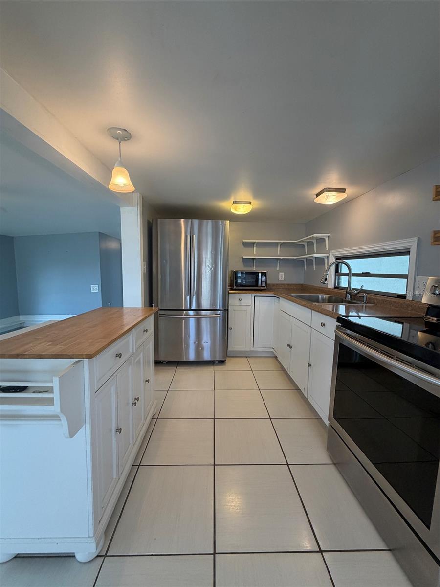 4120 BUENA VISTA LN