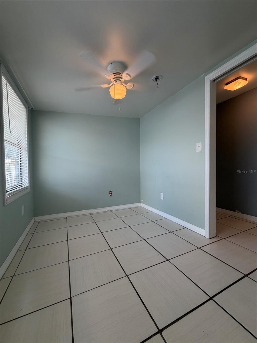 4120 BUENA VISTA LN