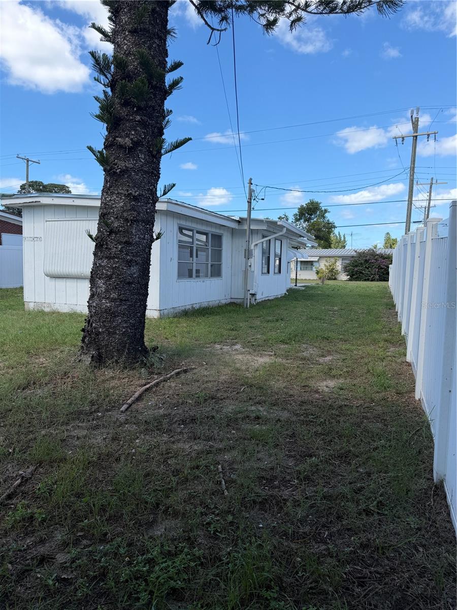 4120 BUENA VISTA LN