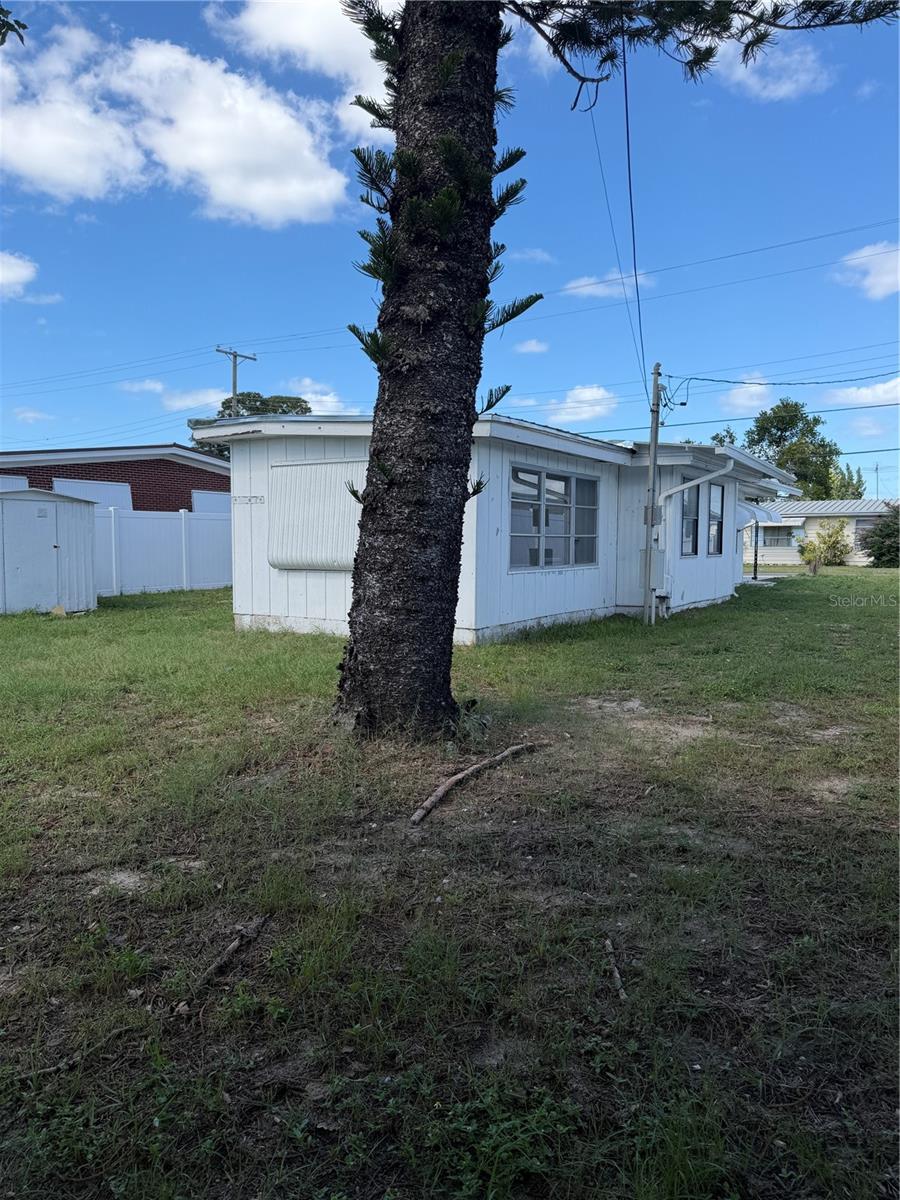 4120 BUENA VISTA LN