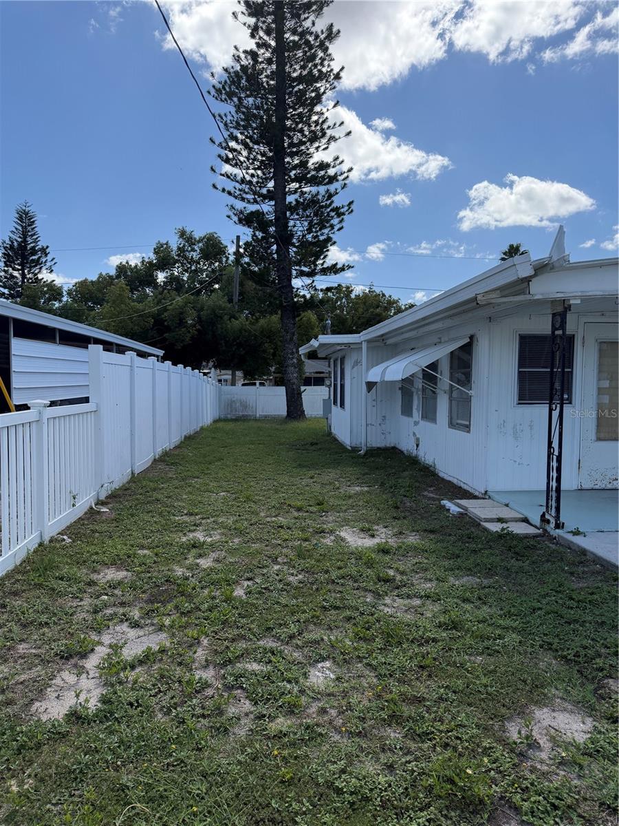 4120 BUENA VISTA LN