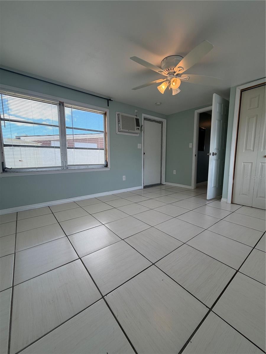 4120 BUENA VISTA LN