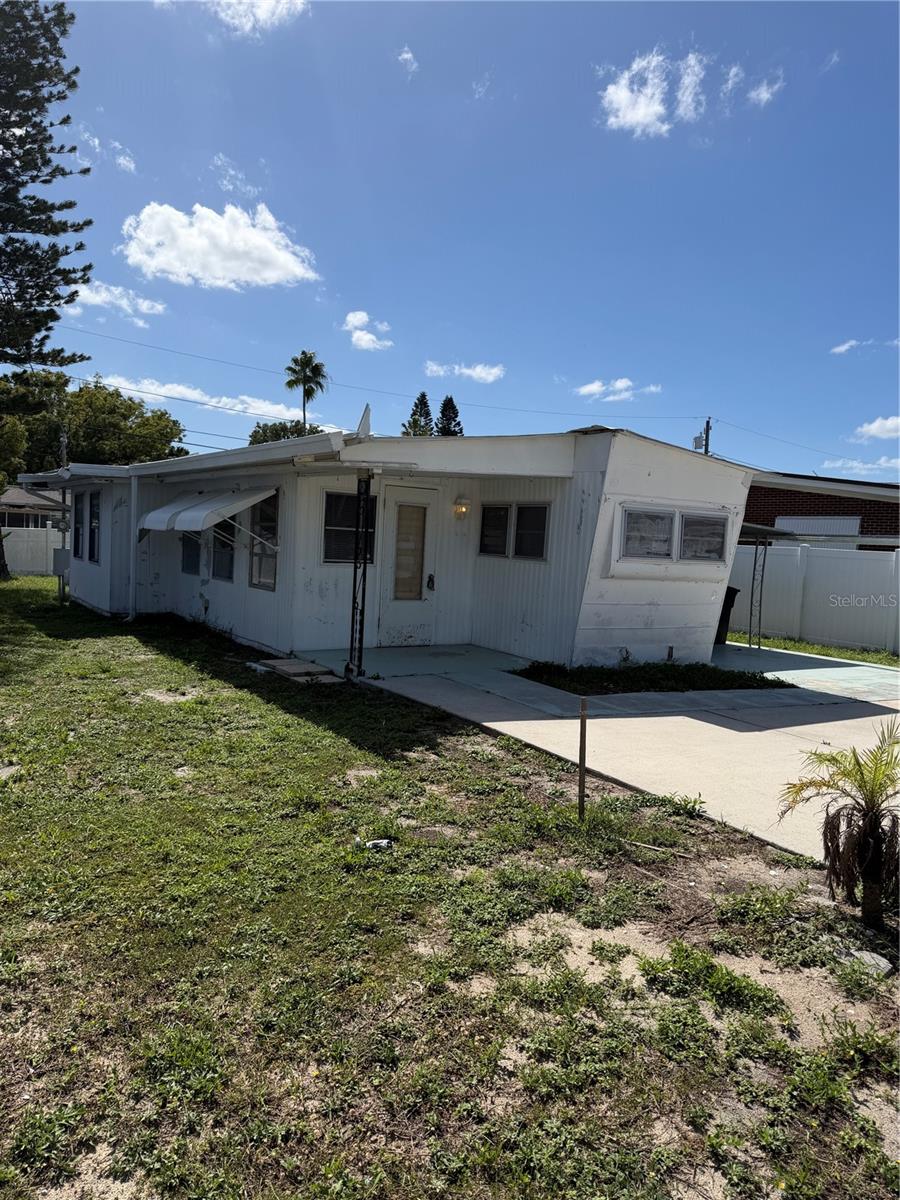 4120 BUENA VISTA LN