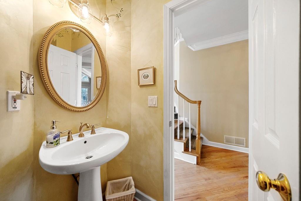 3005 Wynfrey Place SW