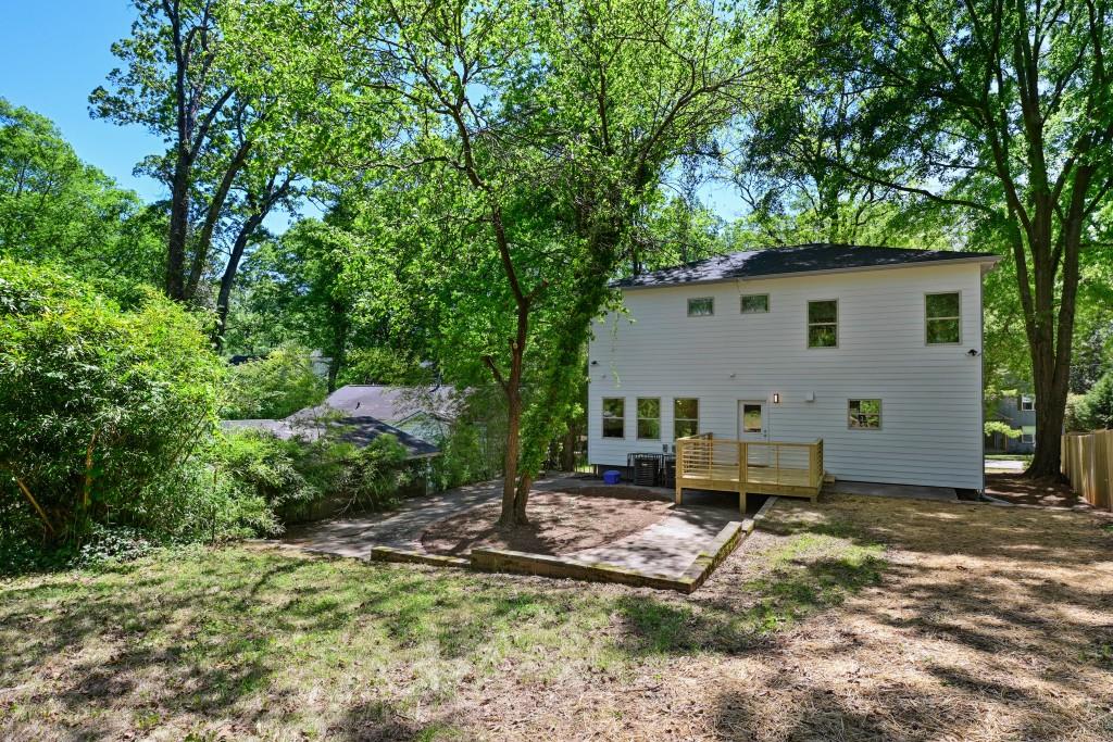 1562 Overland Terrace SE