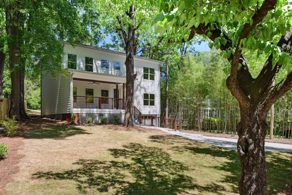 1562 Overland Terrace SE