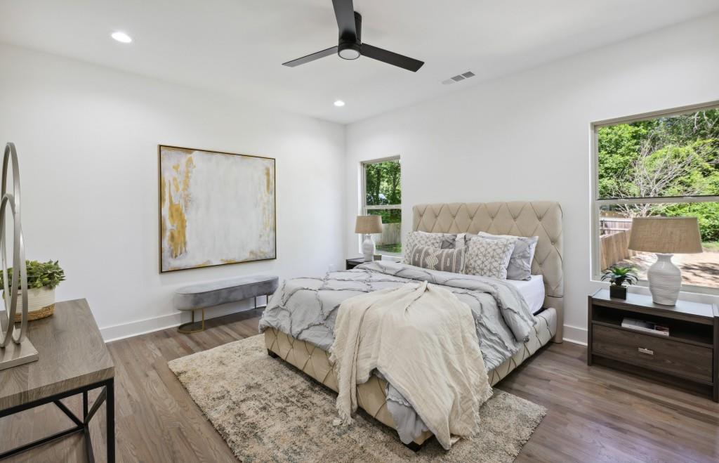 1562 Overland Terrace SE