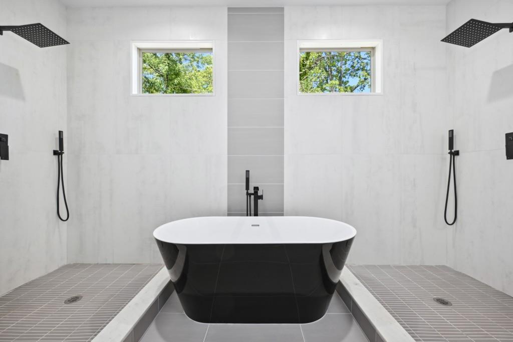 1562 Overland Terrace SE