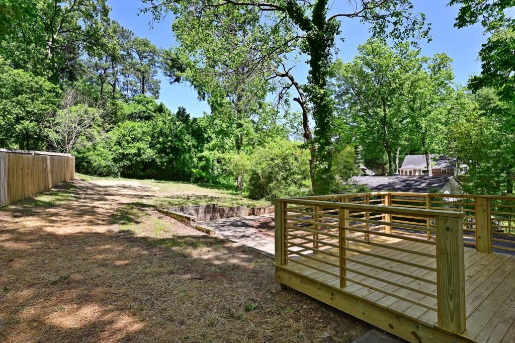 1562 Overland Terrace SE