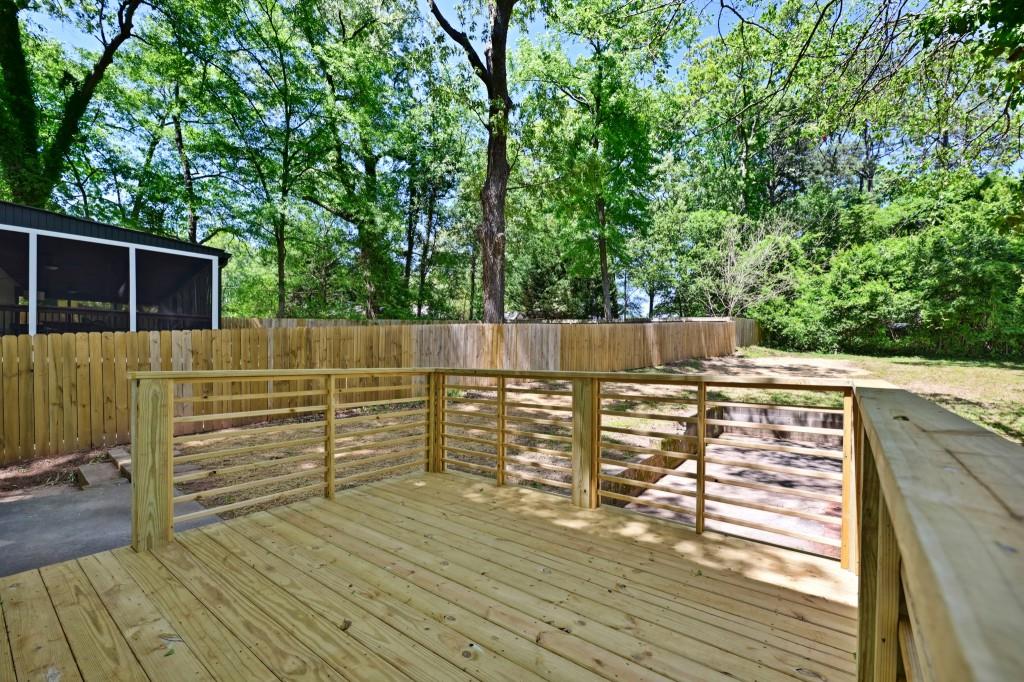 1562 Overland Terrace SE