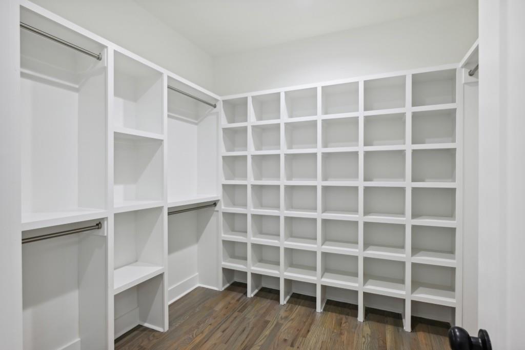 1562 Overland Terrace SE