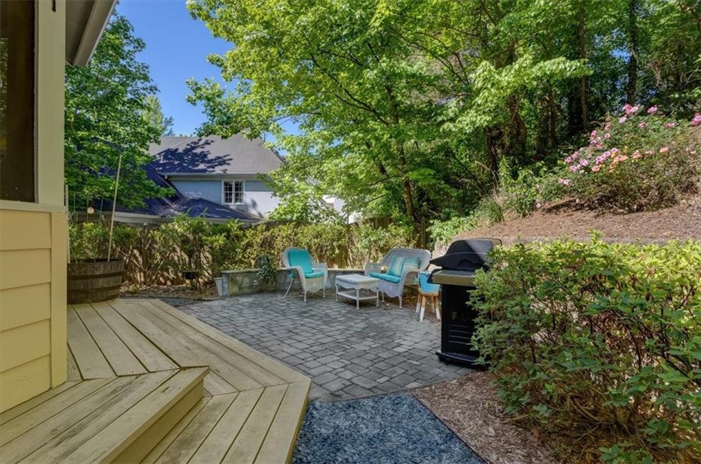 4200 Ridgehurst Drive SE